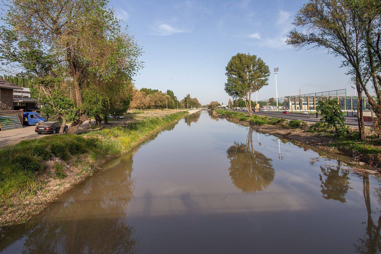 A main canal of the Chu irrigation system